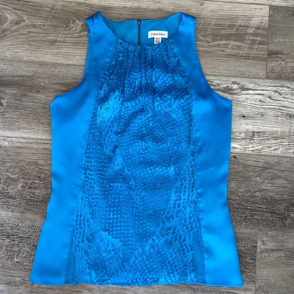 Turquoise Satin Top with SEXY back zipper, Lined, great condition